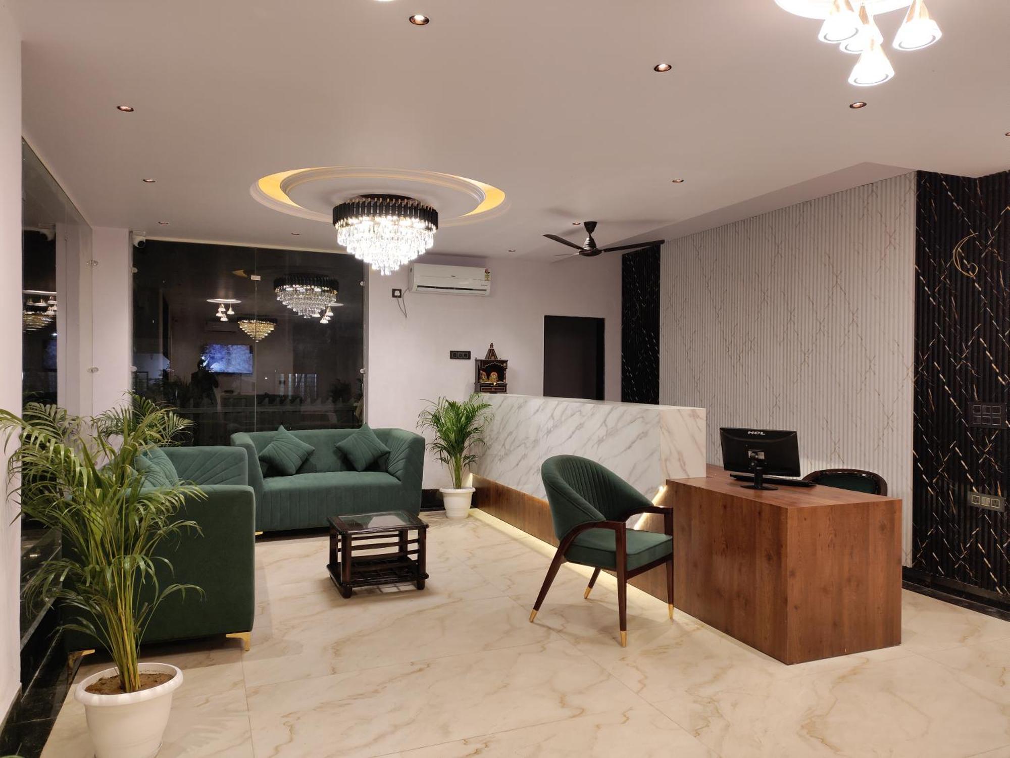 Emerald Suites Greater Noida Dış mekan fotoğraf