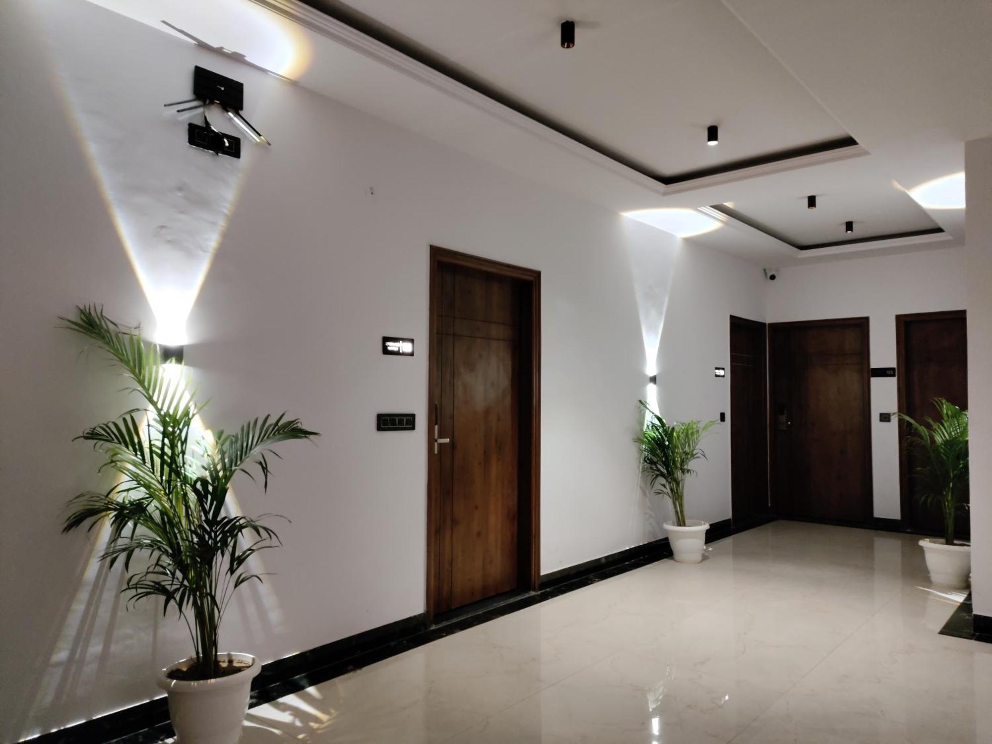 Emerald Suites Greater Noida Dış mekan fotoğraf