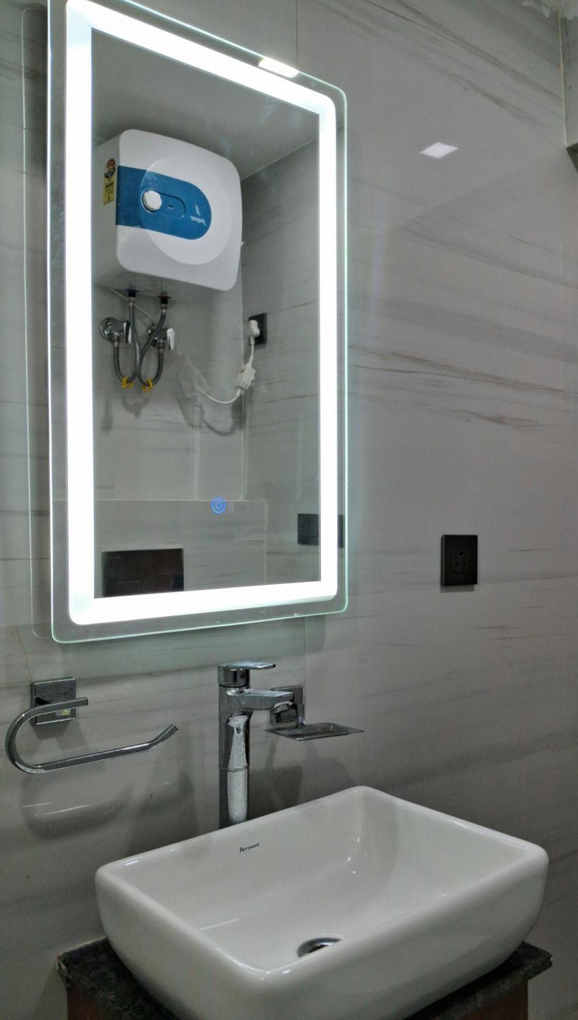 Emerald Suites Greater Noida Oda fotoğraf